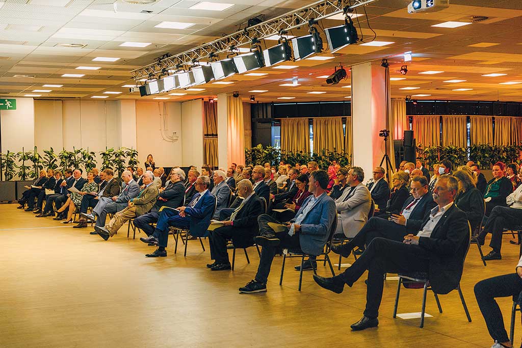 Gymnasium weiter gedacht - DPhV-Vertreterversammlung in Berlin